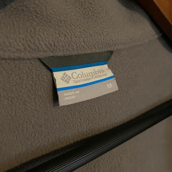 Columbia Soft Shell Grey Jacket - Picture 6 of 7